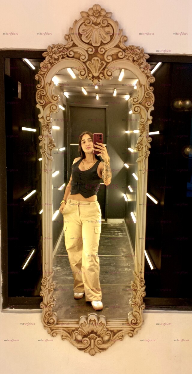 FOTOS DE APASIONADA ELEGANTE Y CON UN TOQUE DE PICARDÍA NUEVA EN LA CIUDAD