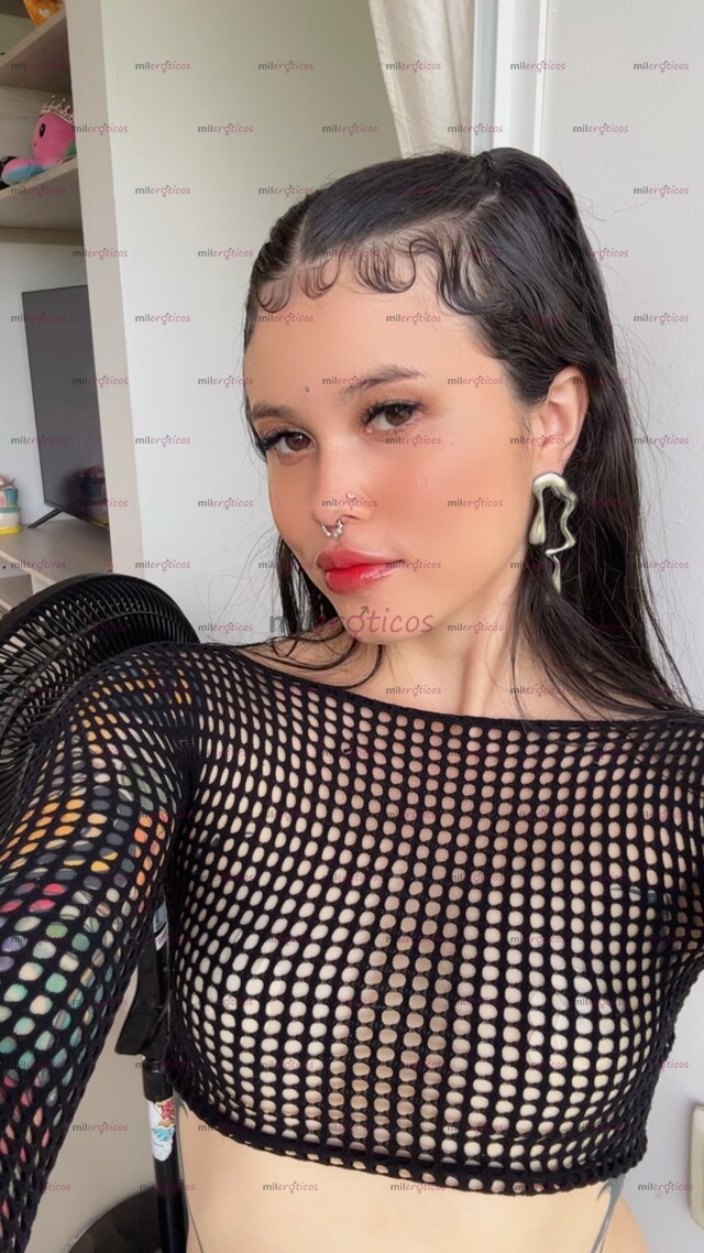 FOTOS DE JANIN DE 20 AÑITOS, UNA FLACA DE PIEL BLANCA Y SUAVE TENGO AMIGA PARA TRÍO