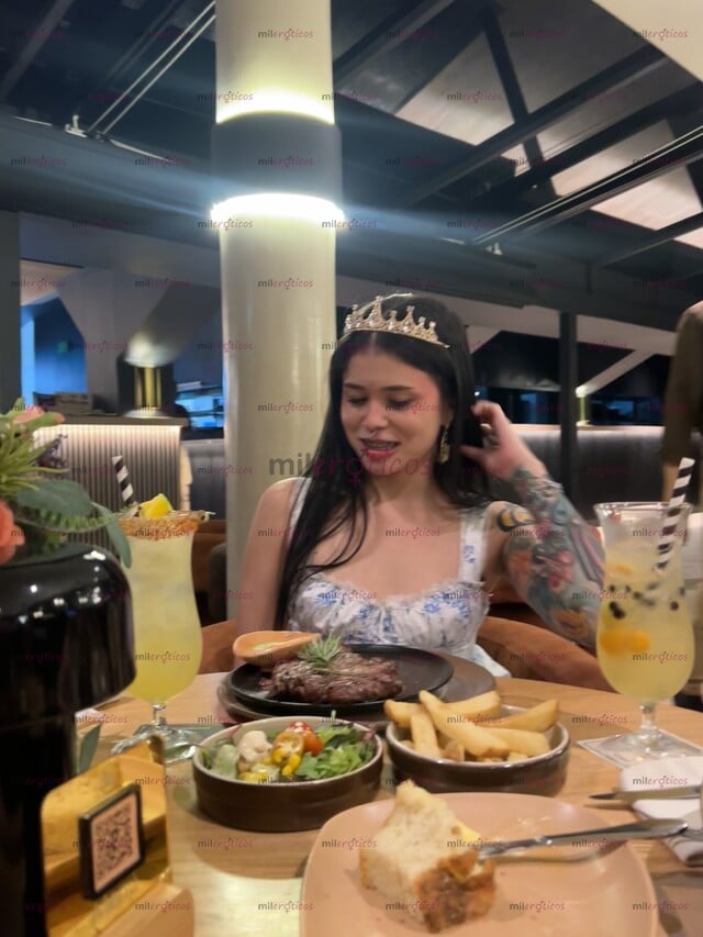 FOTOS DE JANIN HERMOSA MUÑEQUITA DE LUJO CHIQUITA FEMENINA Y DELICADA EN CALI