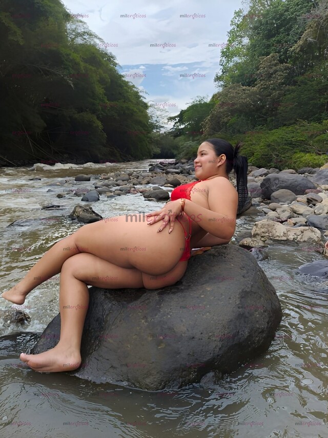 FOTOS DE KAROL, RICA NALGONCITA, MUY COMPLACIENTE Y ADICTA AL SEXO DURO