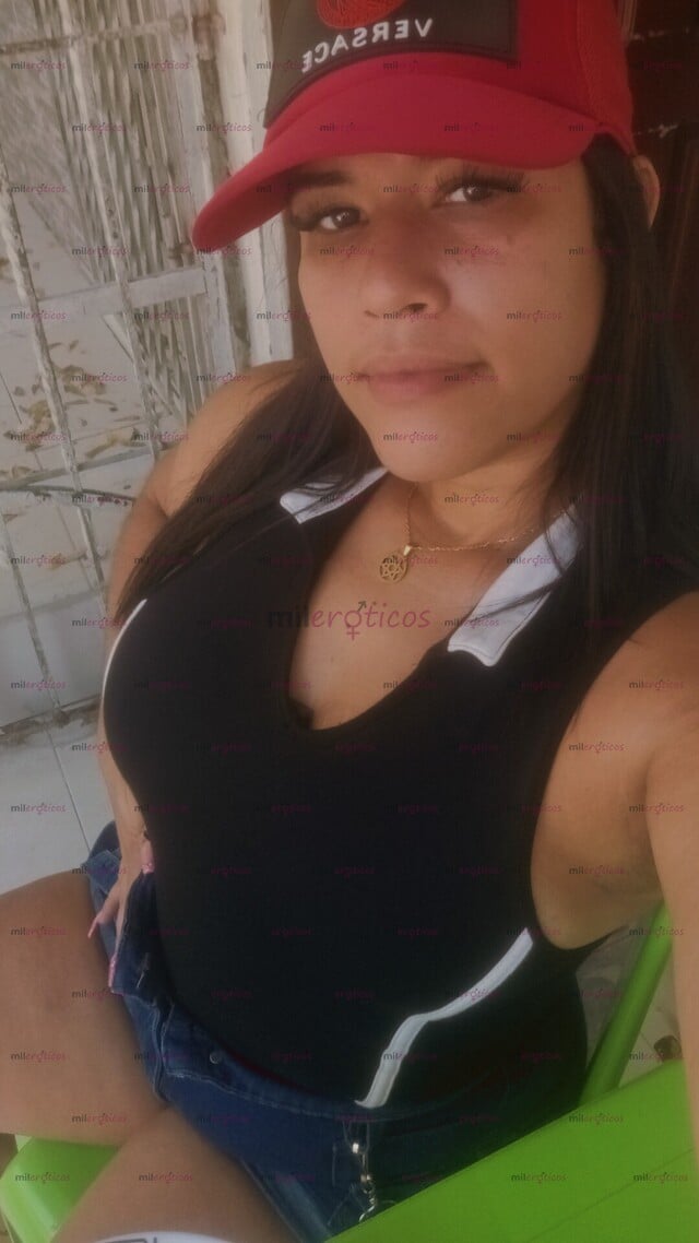 FOTOS DE PERRA CUCONA Y CULONA DISPUESTA A COMPLACERTE Y SACAR TODA TU LECHE CON MIS TETA