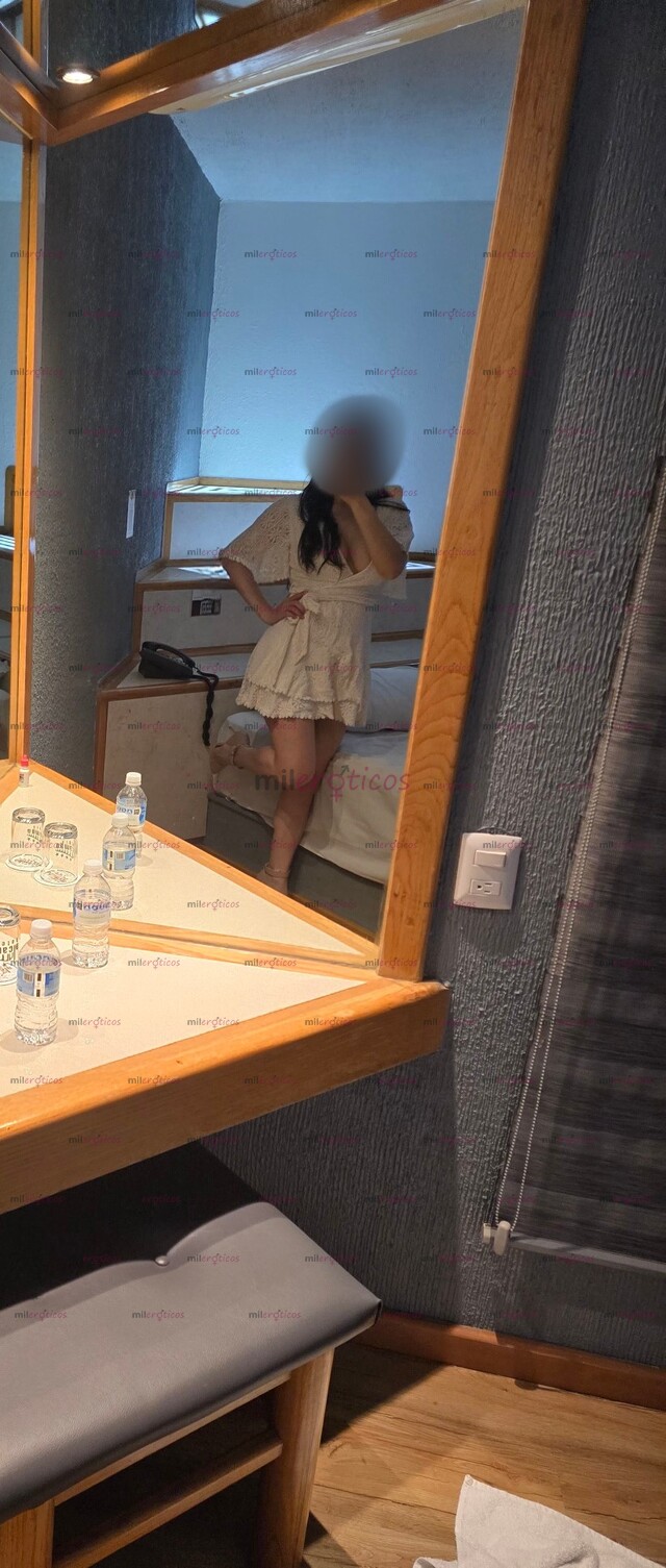 FOTOS DE MUJER SEXY DISCRETA APASIONADA Y ENCANTADORA