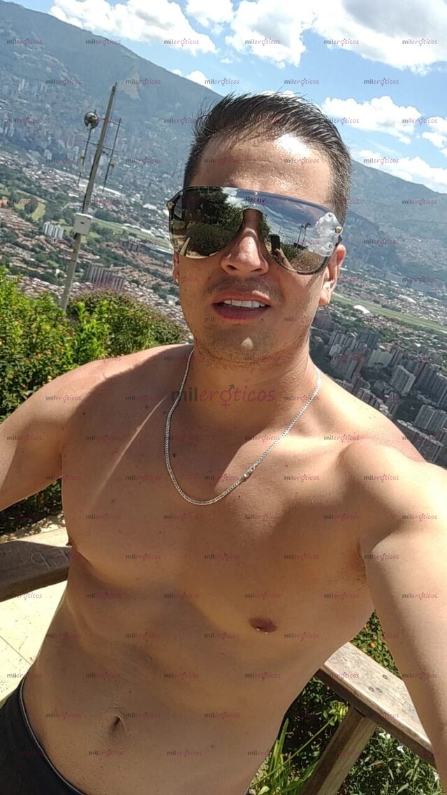 FOTOS DE ENCUENTRO SEXUAL DE SENSIBILIDAD Y ENERGÍA MASCULINA