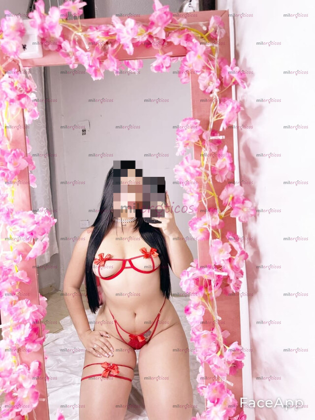 FOTOS DE NUEVA COSTEÑA TE GUSTAN LAS TETAS CHIQUITAS REDONDITAS PARADITAS,VEN CHUPAME LAS