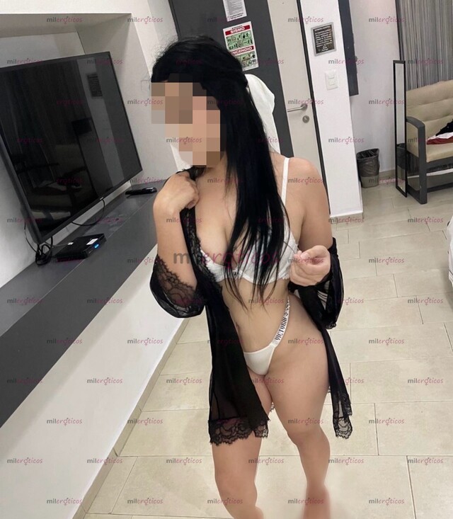 FOTOS DE CHAPARRITA, TRAVIESA, APRETADITA Y ADICTIVA...