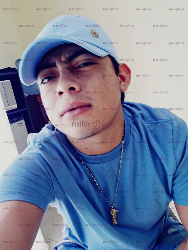 FOTOS DE JOVEN ACTIVO MORBOSO CALIENTE EDUCADO COMPLACIENTE LECHERO$$