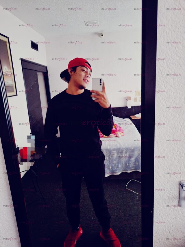 FOTOS DE JOVEN ACTIVO MORBOSO CALIENTE EDUCADO COMPLACIENTE LECHERO$$