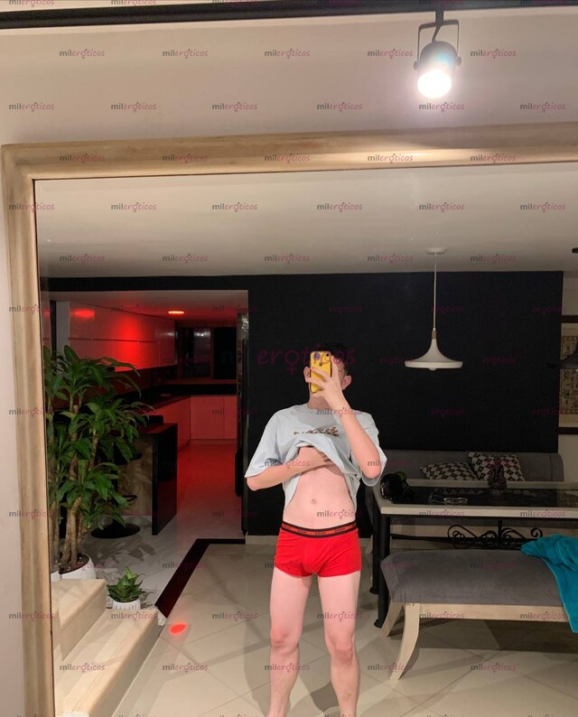 FOTOS DE POLLO VARONIL, FLACO MORBOSO SERIO, CON BUENA PRESENCIA VERSÁTIL Y DISPONIBLE