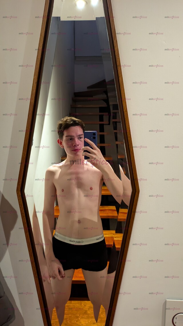 FOTOS DE POLLO VARONIL, FLACO MORBOSO SERIO, CON BUENA PRESENCIA VERSÁTIL Y DISPONIBLE