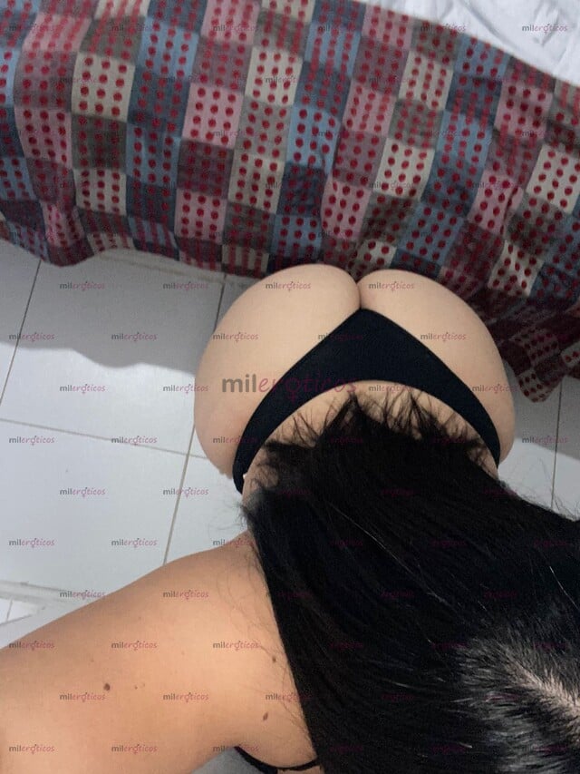 FOTOS DE COMPLACIENTES ESTOY DISPUESTA HACER TODAS LA POSES Y CHUPARTELA COMO UNA PERRA