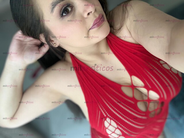 FOTOS DE LINDA MONA CABELLO LARGO Y GRANDES TETAS RECIÉN LLEGADA A TU CIUDAD