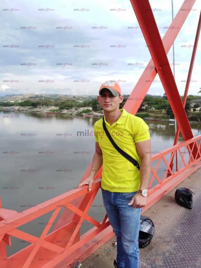 FOTOS DE MAN HETERO MENTE ABIERTA CON 20 CM DE VERGA Y MUCHA LECHE PARA DAR 3011729520
