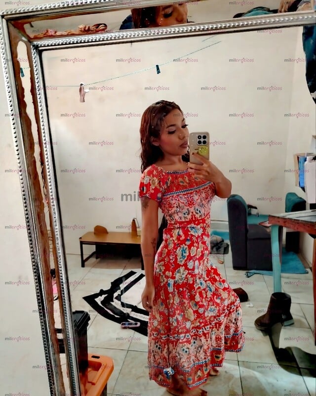 FOTOS DE REGRESO TU MORENITA FAVORITA LOLA SUMISA Y CARIÑOSA