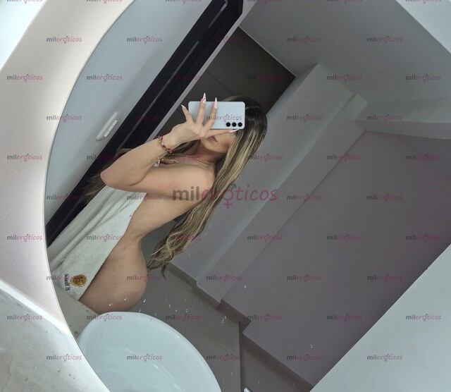 FOTOS DE UNICA E INIGUALABLE VERONIKA HERMOSA TRANS FIESTERA 24 7