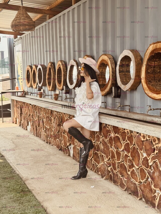 FOTOS DE SOY LA SEÑORITA VALERIA CONÓCEME TE ENCANTARÁ