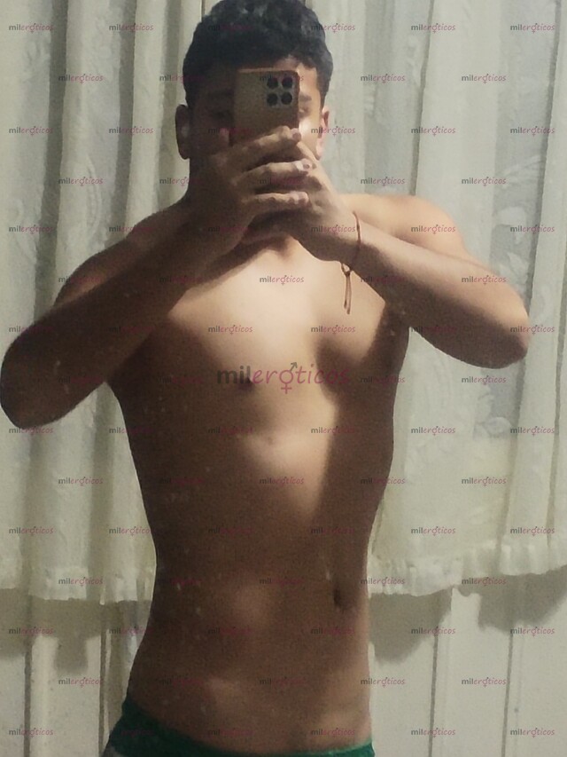 FOTOS DE CHICO DE 18 AÑOS LISTO PARA COMPLACETE Y CUMPLIR TODAS TUS FANTASÍAS