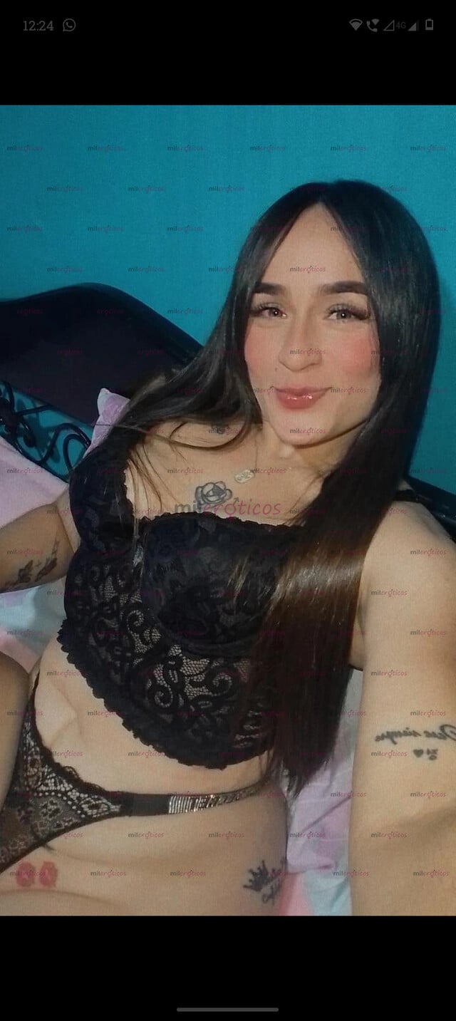 FOTOS DE MONA OJOS VERDES CARA ANGELICAL TROCUDITA RICA CON GANAS DE TU VERGA VEN CÓMEME