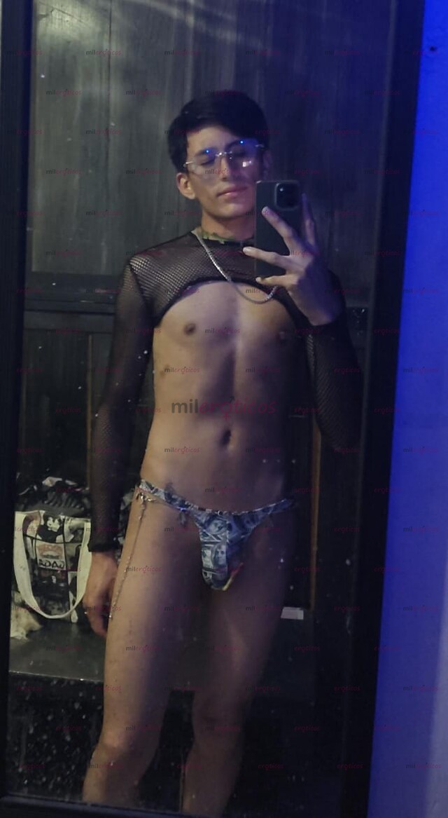 FOTOS DE CHAVITO CALIENTE 24 AÑOS NUEVO EN TU CIUDAD $500