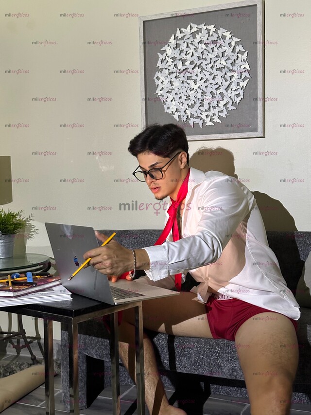 FOTOS DE CHICO CON LUGAR TODO DISCRETO Y SIN PRISAS