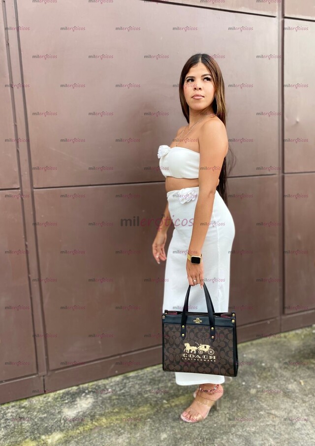 FOTOS DE HERMOSA WERITA 19 AÑOS DE PURA PASIÓN, DÉJAME MONTARTE RICO AMOR .