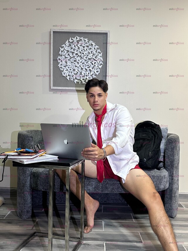 FOTOS DE CHICO CON LUGAR TODO DISCRETO Y SIN PRISAS