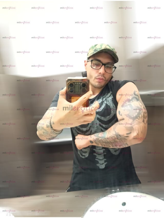 FOTOS DE HOMBRE BISEXUAL RUDO Y VERGUDO EN ESPERA DE CUMPLIR TUS FANTASÍAS.