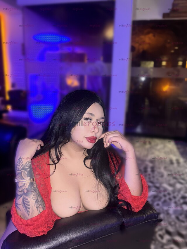 FOTOS DE PUTITA PETIT NALGONA Y TETONA TE LA CHUPARÉ SÚPER RICO