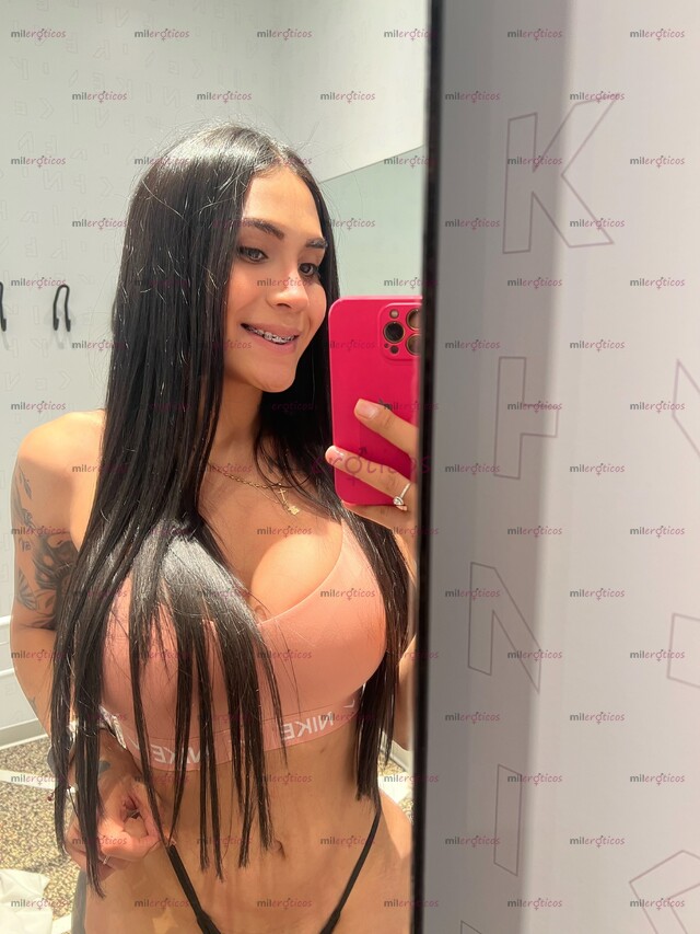 FOTOS DE AZUL DÍAZ CONOCEME ! TE LA PONDRÉ DURA CON SOLO VERME ! CONÓCEMEEE