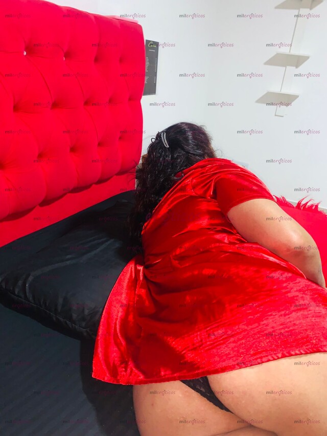 FOTOS DE MADURA 49 AÑOS, NATURAL Y SENSUAL PARA COMPLACERTE.