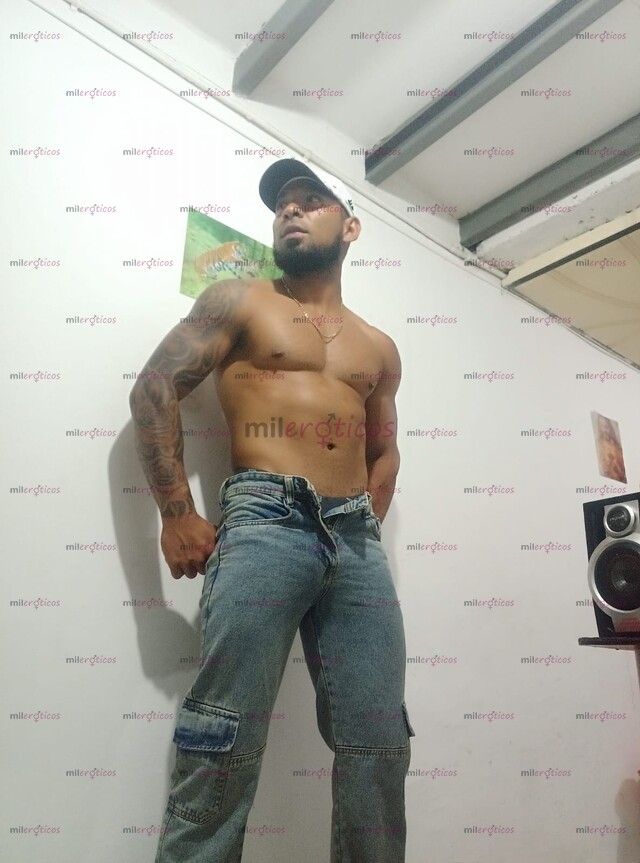 FOTOS DE HOMBRE SERIO Y VARONIL RESERVADO, CON 1.70 DE ESTATURA Y 17 CTS PARA SATISFACERT