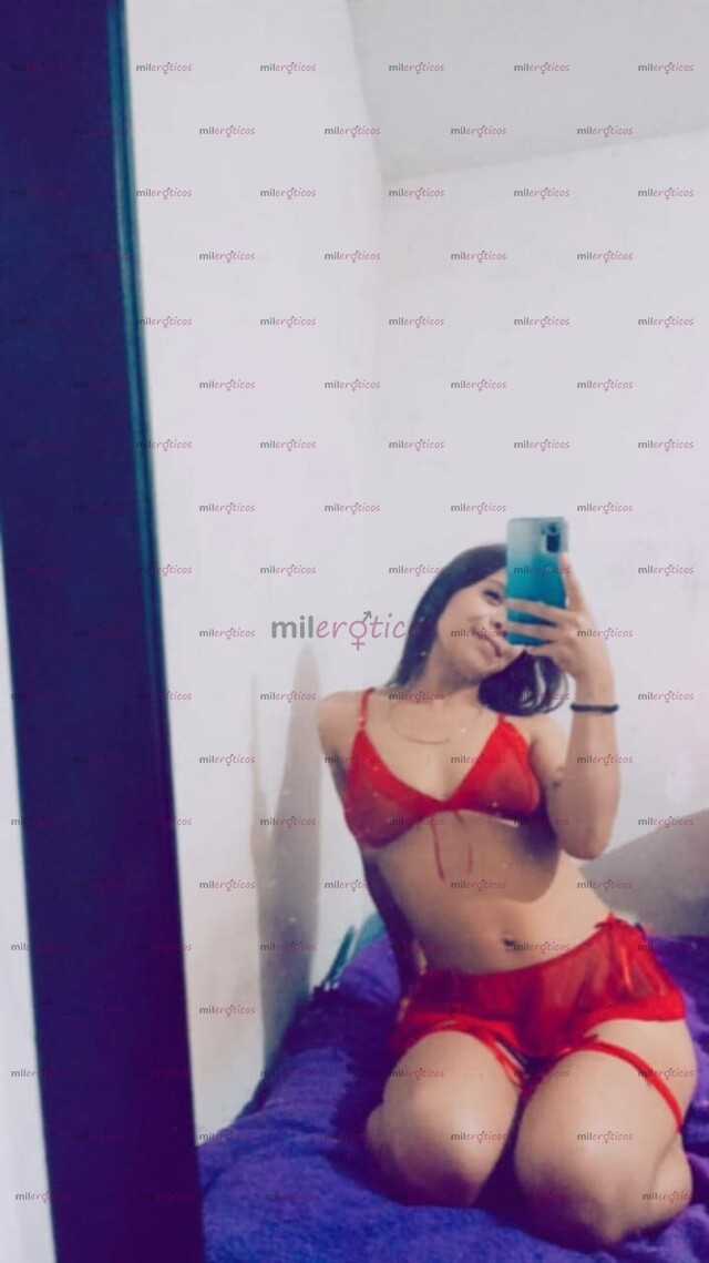 FOTOS DE MORENA CLARA MUY ARDIENTE GUAPA Y CACHONDA