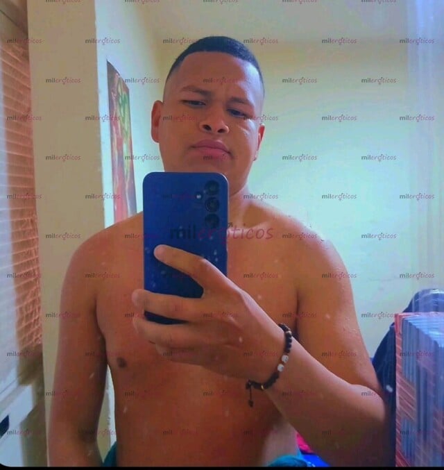 FOTOS DE CHICO DISPUESTO A COMPLACER TUS DESEOS SEXUALES Y FANTASIAS INTIMAS, TRATO DE NO