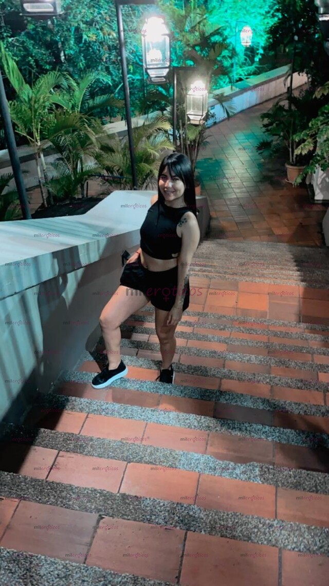 FOTOS DE JOVENCITA SCORT NUEVA EN LA CIUDAD DISPUESTA A CUMPLIR TUS FETICHES MAMADAPROFUN