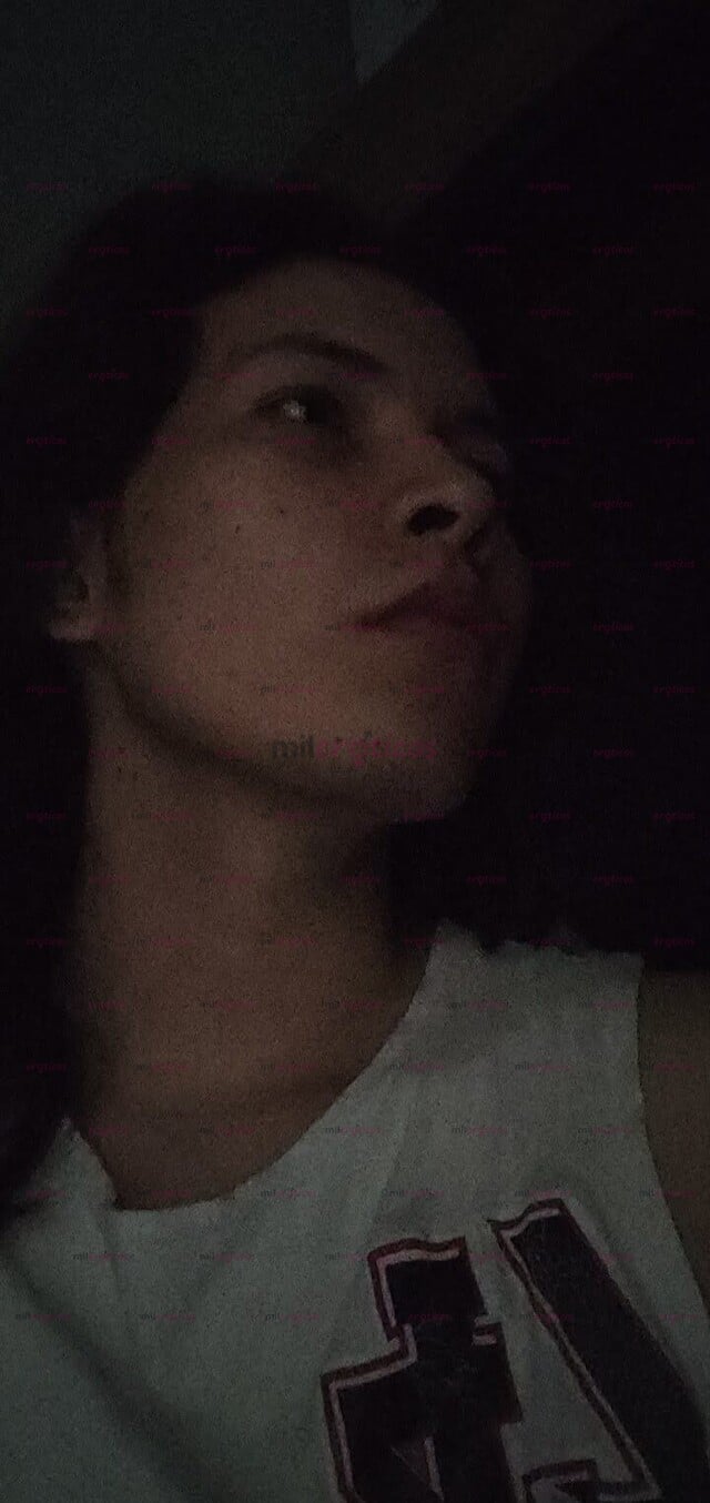 FOTOS DE HADES, CHICO JOVEN ESPERANDO CUMPLIR TUS FANTASÍAS, SOLO CHICHAS