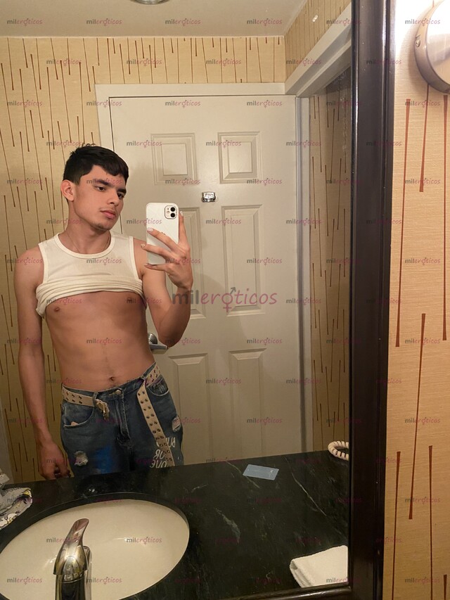 FOTOS DE CHAVITO PASIVO, SUMISO, APRETADITO Y CACHONDITO