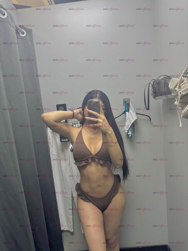 FOTOS DE POCOS DÍAS FLAQUITA NALGONA TETONA DOTADA Y BIEN APRETADITA