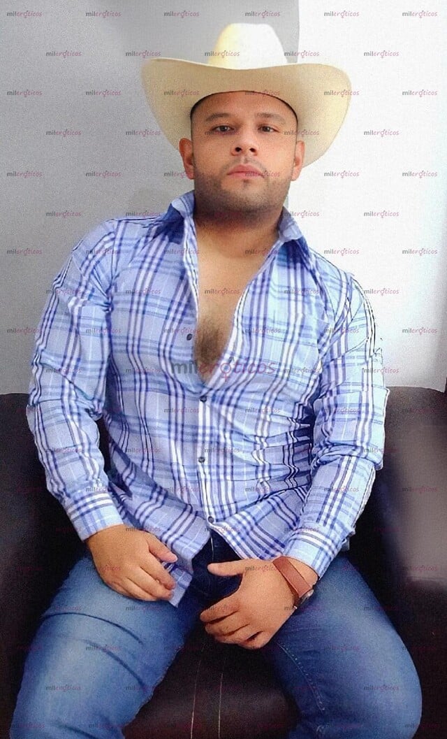 FOTOS DE DEJAME HECHARTE CREMA BATIDA EN TU CUERPO Y QUITARTELA CON LA BOCA !!!!