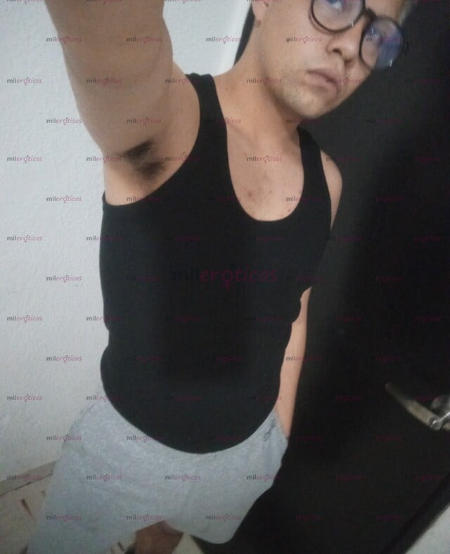 FOTOS DE BISEXUAL CON MUCHAS GANAS DE TENERTE EN 4 Y PENETRARTE DURÓ