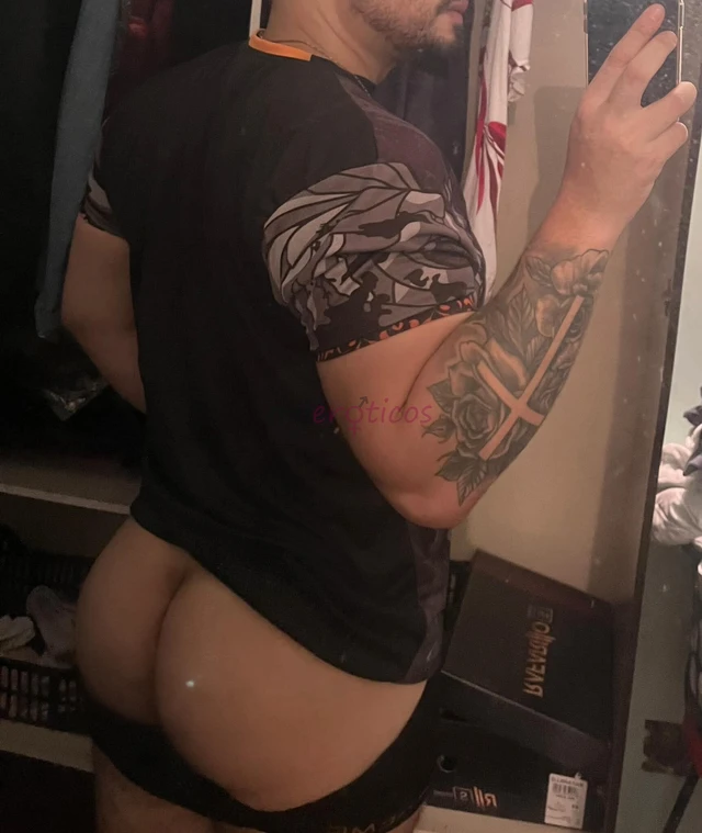 Mais fotos via whatsapp opa de volta a sp pra satisfazer voce amp me chamo felipe tenho 1 74 e 80 kg bem distribuidos faco o estilo namoradinho pra vo...