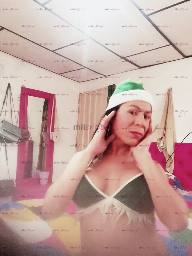 FOTOS DE SOY TU MEJOR REGALO NAVIDEÑO CHICA TRANS SUPER DOTADA Y EXTROVERTIDA