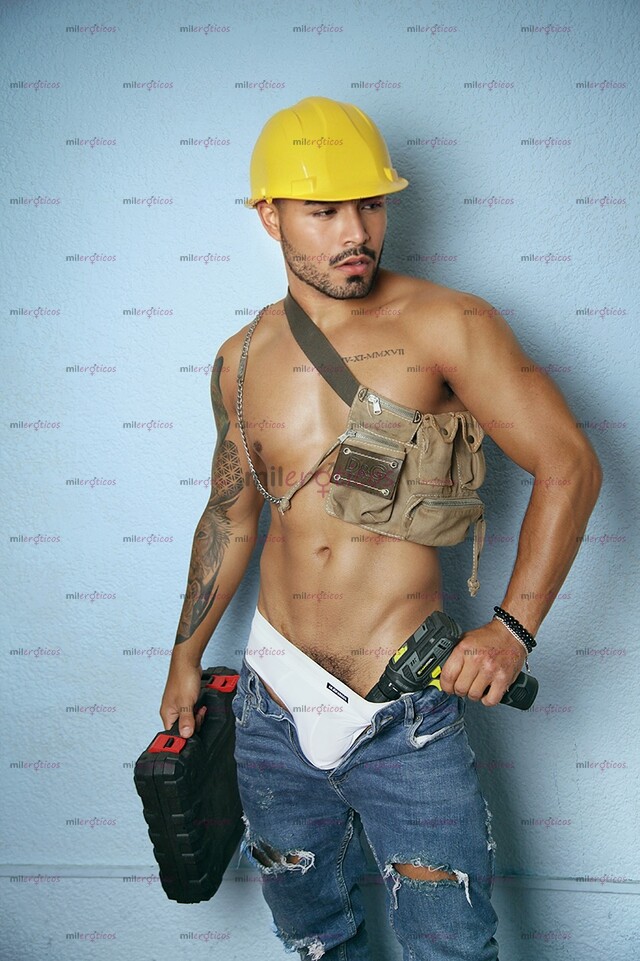 FOTOS DE DE VISITA EN TU CIUDAD MAN VARONIL SERIO ACTIVO VERGON LISTO PARA COMPLACERTE