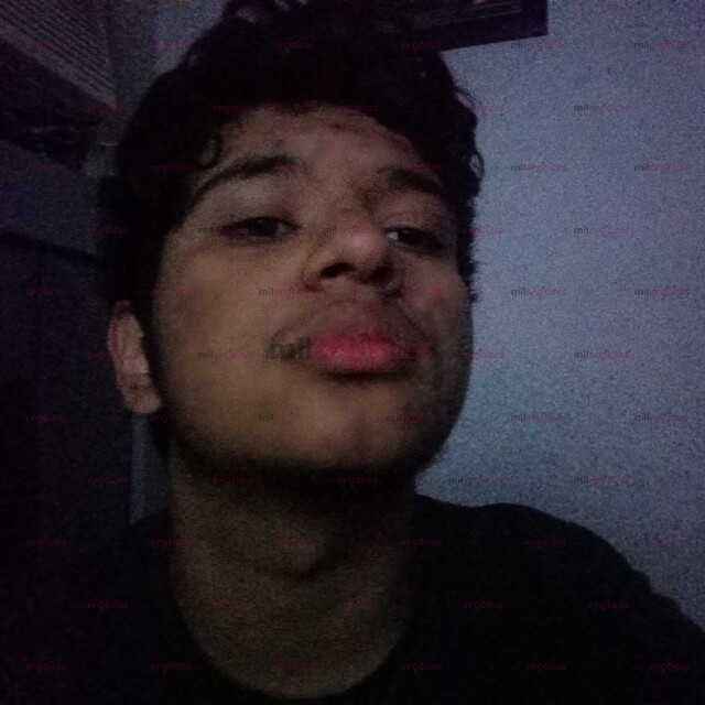 FOTOS DE SOY MORENO PENE DE 15 CM DURO BUEN RATO SIN CANSARME