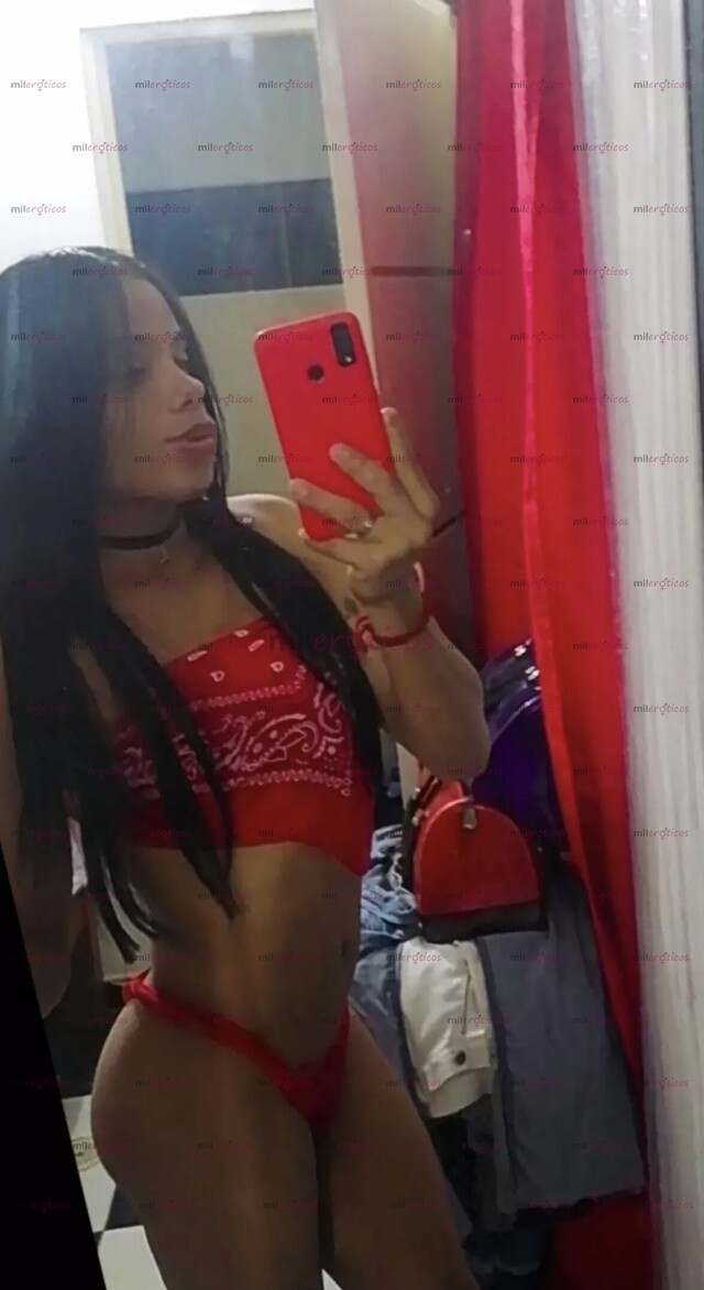 FOTOS DE HOLA HOLA SOY LAURA FERRER TENGO 20 AÑOS ESTOY EN LA CIUDAD NUEVA