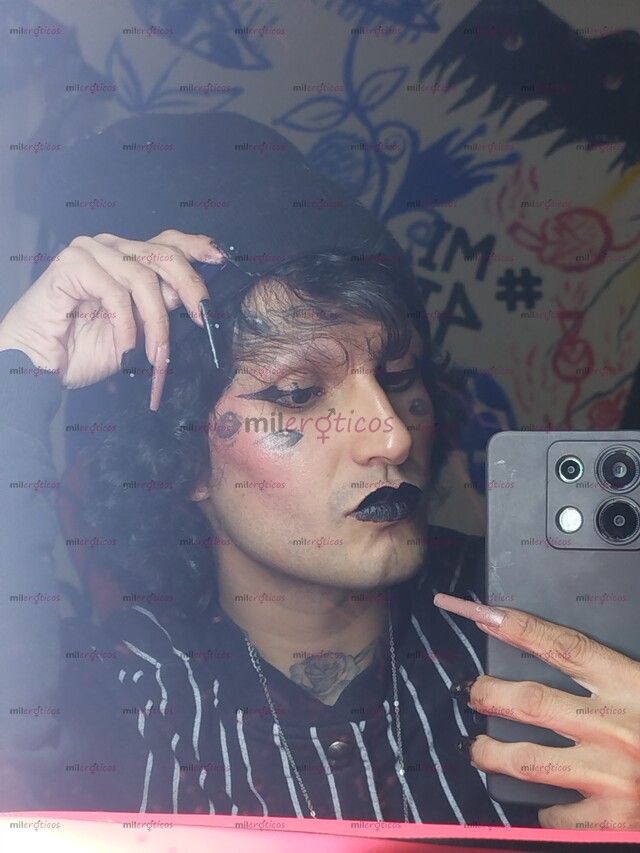 FOTOS DE ARCANE ARTISTA TATUADA, VERGONA Y VERSATIL. TRAVESTI RESPETUOSA Y AVENTURERA.