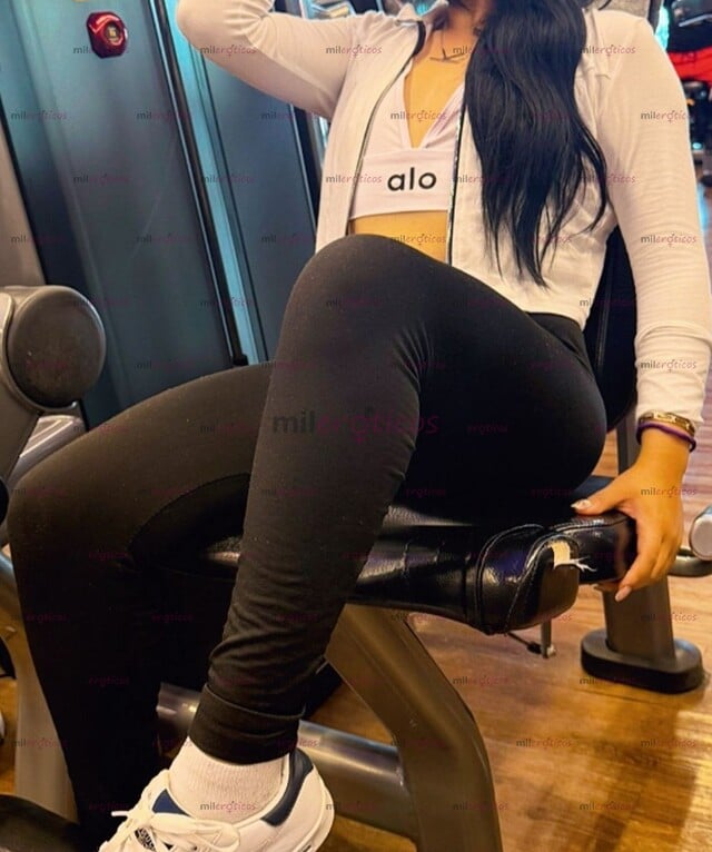FOTOS DE TE GUSTARÍA QUE TE BAILARÁ SEXY Y EN LENCERÍA PAPI? SOY UNA ESCORT AA