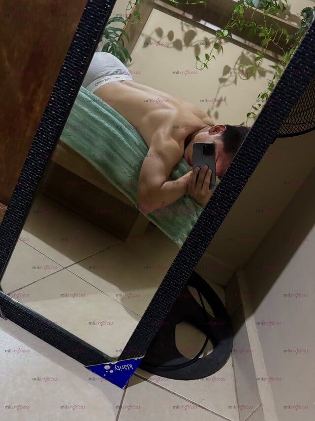 FOTOS DE RECIENLLEGADOALACIUDADCHICO TWINK SIMPÁTICOAMABLE