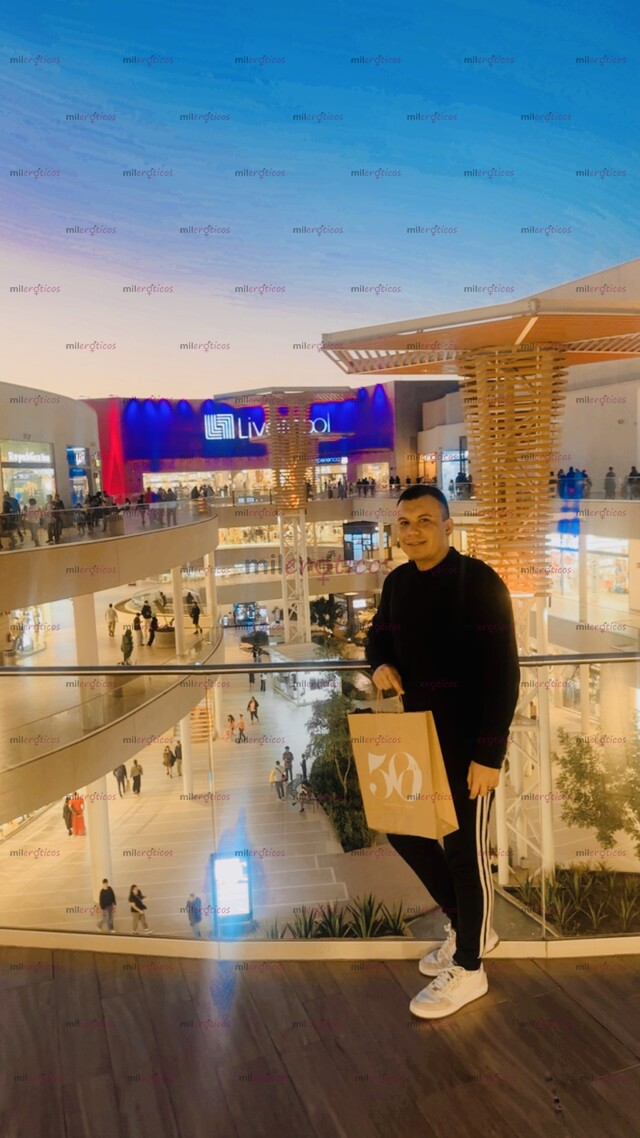 FOTOS DE PLACER AL EXTREMO ,KEVIN LAS MEJORES MANOS DE VISITA POR UNOS DÍAS