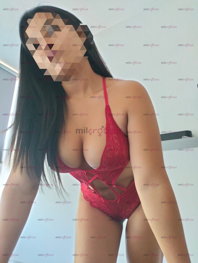 FOTOS DE MASAJISTA, NATURAL, AMABLE Y CACHONDA.