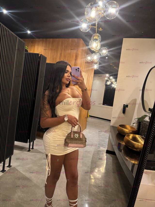 FOTOS DE HERMOSA MUJER TRANS DE ALTO IMPACTO CON ATRIBUTOS QUE TE SORPRENDERAN