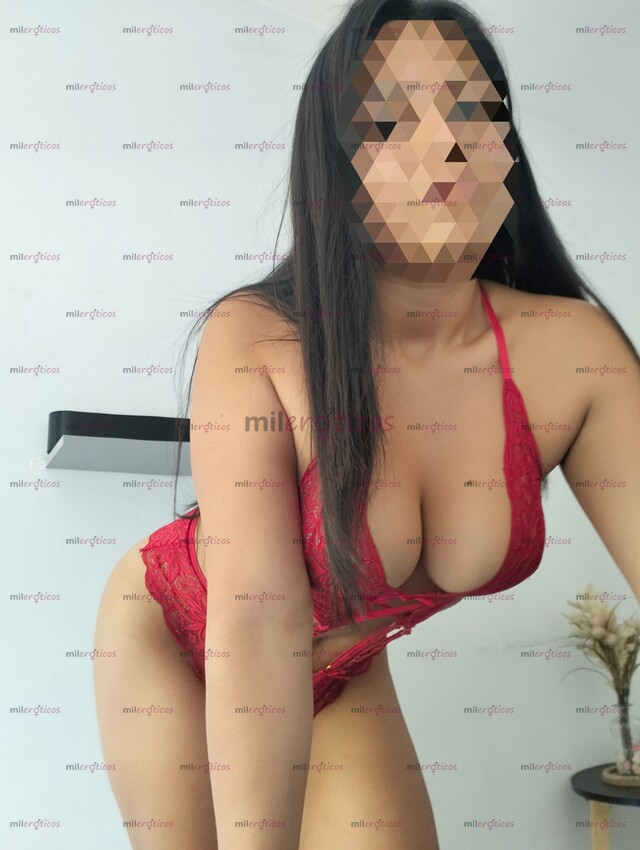 FOTOS DE MASAJISTA, NATURAL, AMABLE Y CACHONDA.